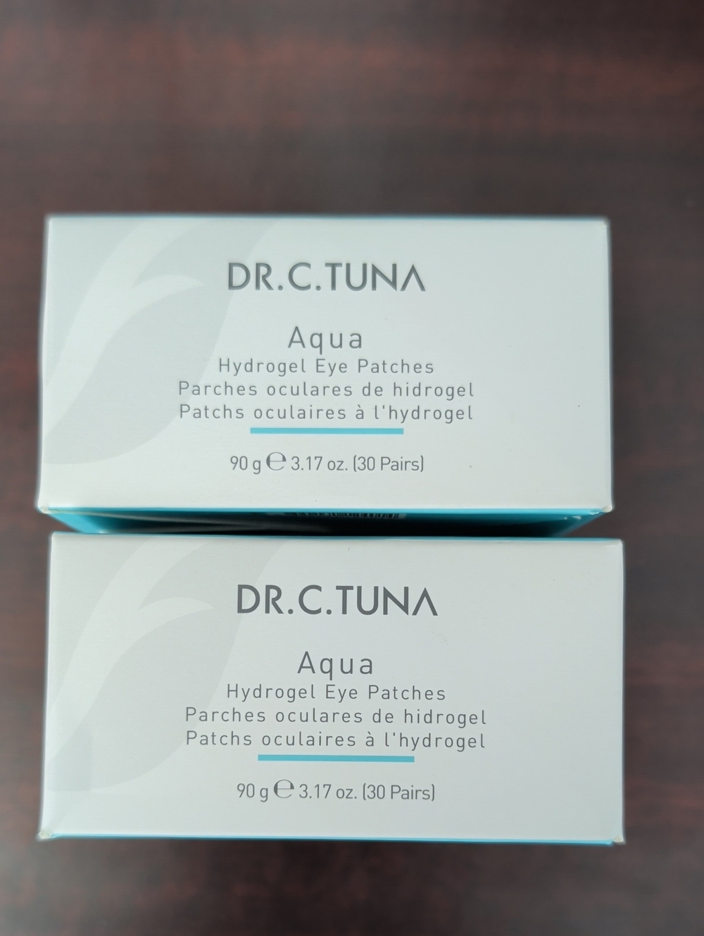 Farmasi Aqua Hydrogel Eye Patches — White and Blue